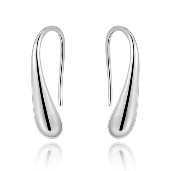 5 for $25 Silver Color Drop Statement Earrings - Picture 2 of 6